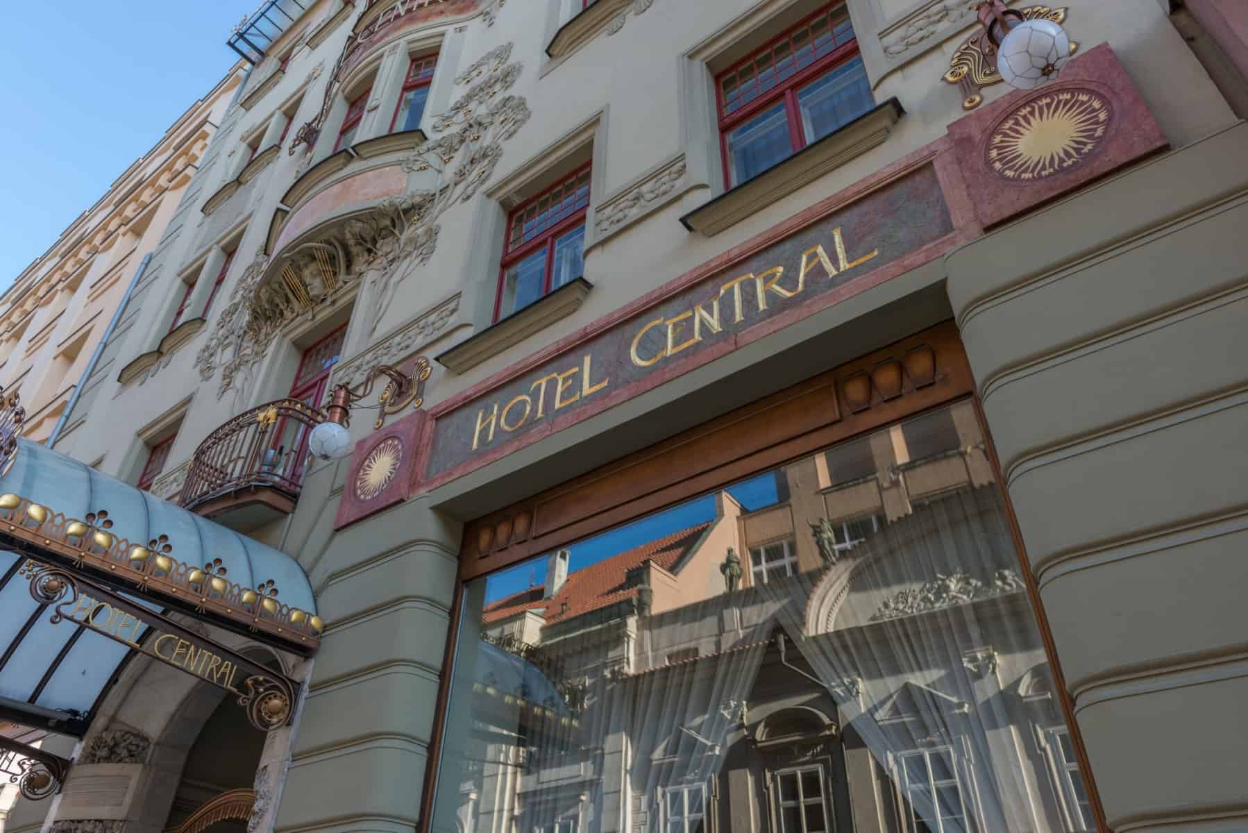 1_KK-Hotel-Central-Facade-2