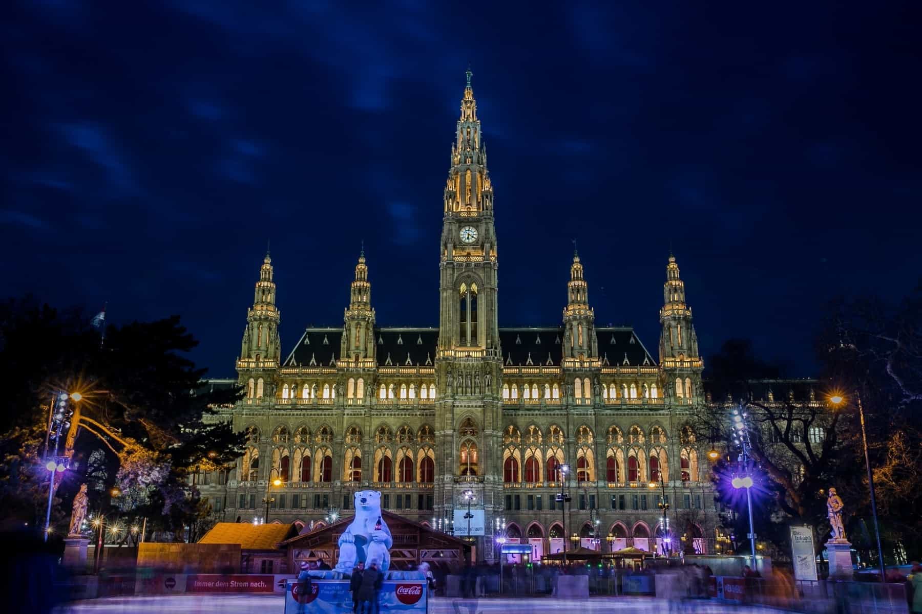 Rathaus-Wien-cpixabay